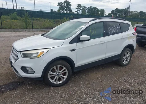 2018 Ford Escape Se из США, поврежденный, VIN 1FMCU9GD1JUA17586